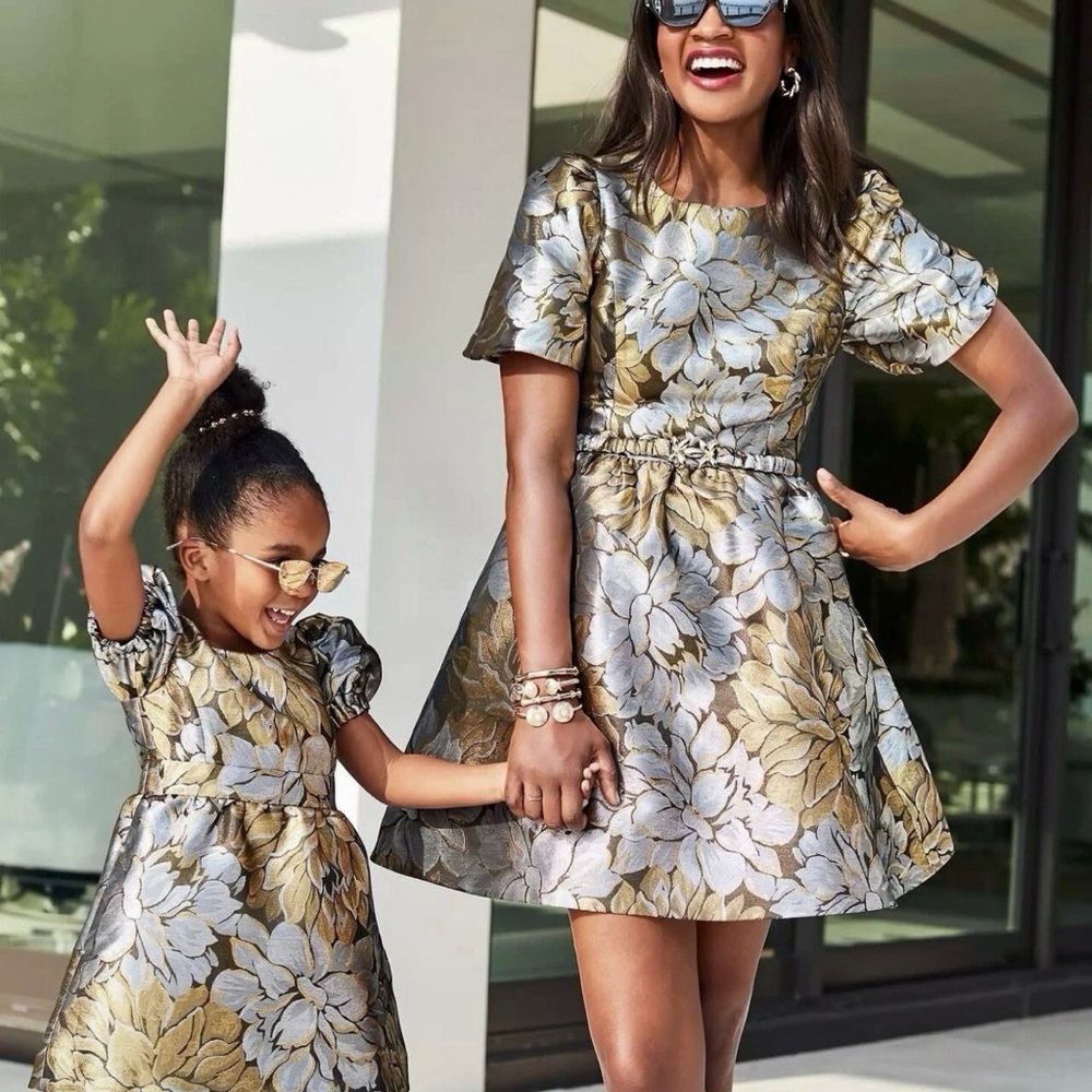 Lilly Pulitzer Metallic Priyanka  Patterned luxurious  Dress⭐️ - Picture 5 of 16